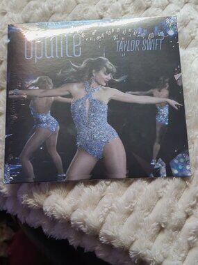 Taylor Swift Opalite Vinyl NWT 7 inch